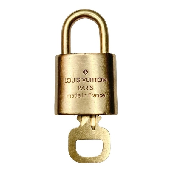 #344 Authentic Louis Vuitton Brass Lock & Key Set on a 18K Gold Plated Necklace - Picture 8 of 12